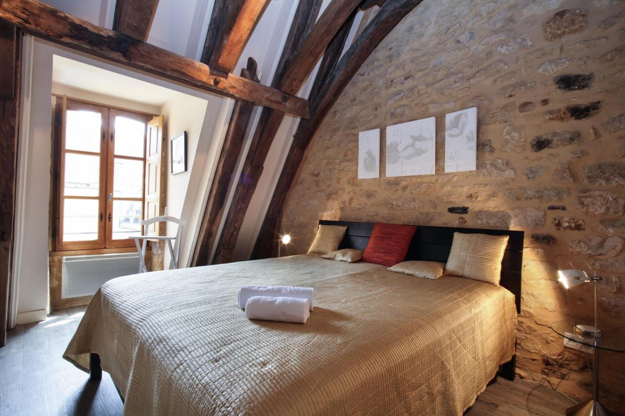 Apartamento Le Grenier Du Chapitre Sarlat Exterior foto