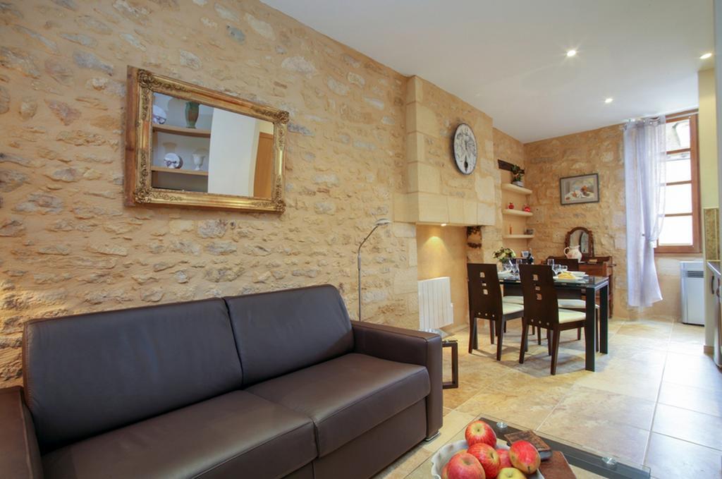 Apartamento Le Grenier Du Chapitre Sarlat Habitación foto